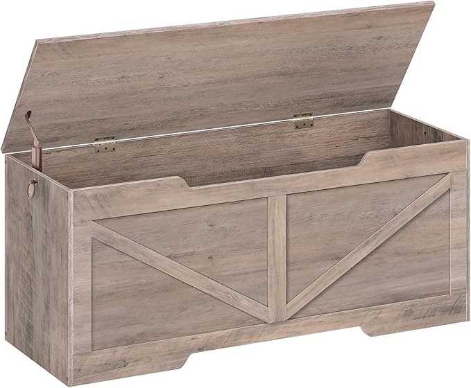 HOOBRO 47.2” Storage Chest, Retro Wooden Storage Bench by HOOBRO