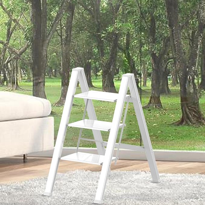 3 Step Lightweight Folding Ladder - Image 7