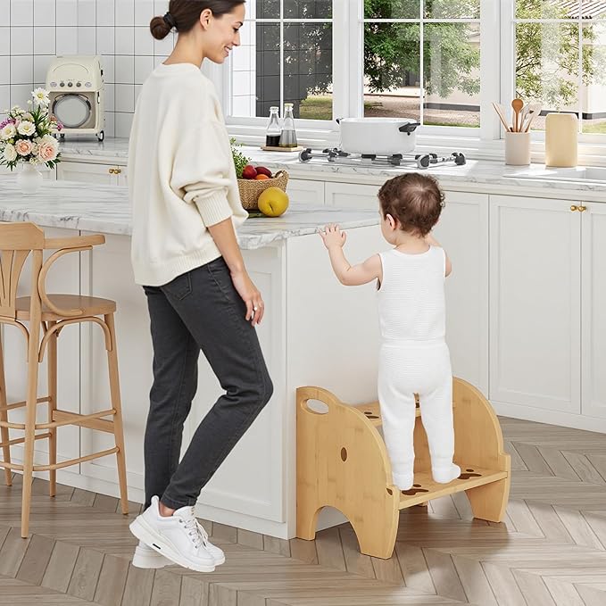 HOOBRO Wooden Toddler Step Stool - Image 6