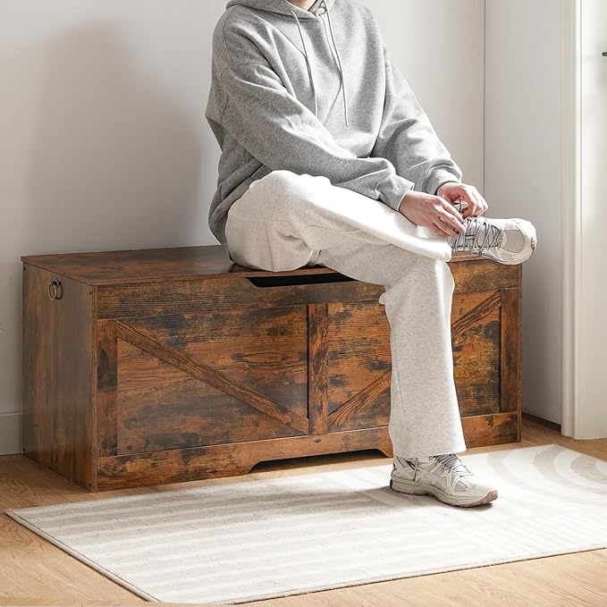 HOOBRO 47.2” Storage Chest, Retro Wooden Storage Bench - Image 6