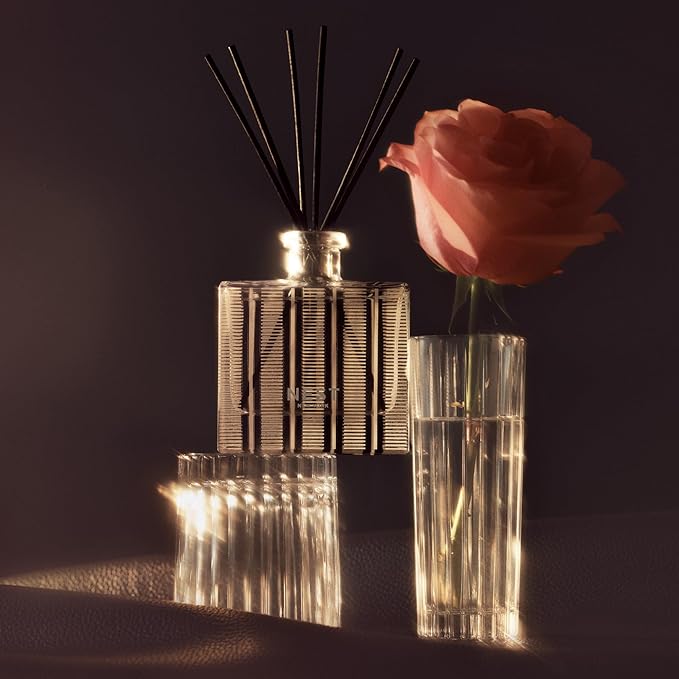 NEST New York Reed Diffuser, Rose Noir & Oud - Image 3