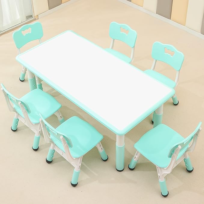 Children's Table and Chair Set Suitable by monleelnom