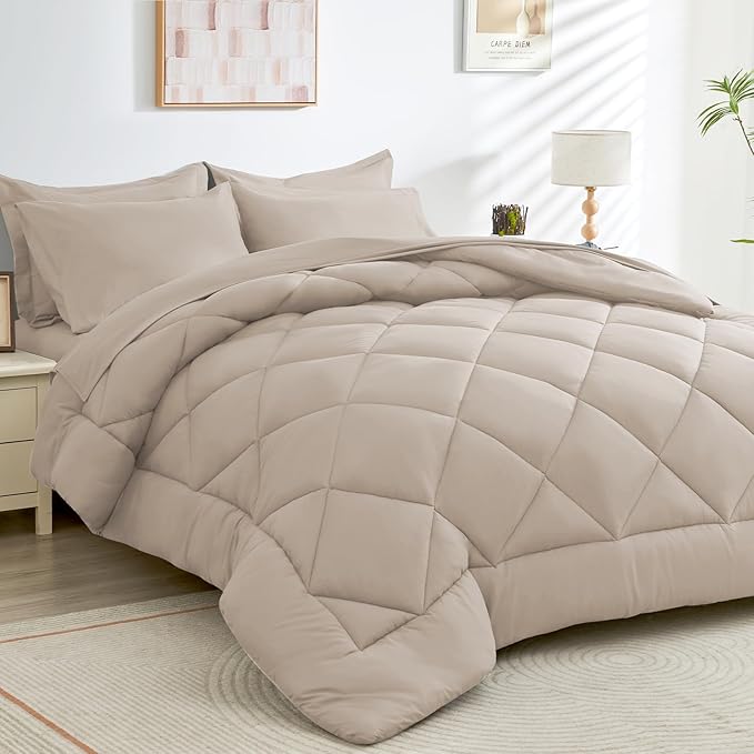 HEVUMYI Khaki Full Comforter Set by HEVUMYI