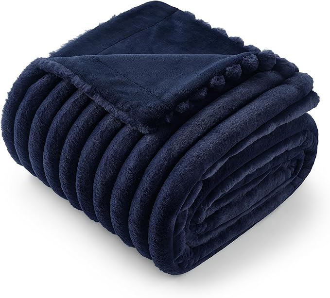 Amélie Home Faux Fur Throw Blanket - Image 7