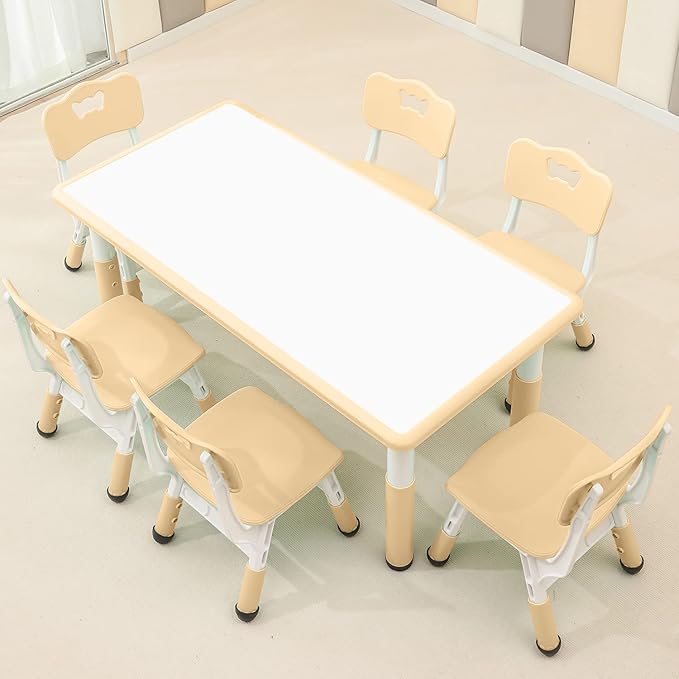 Children's Table and Chair Set Suitable by monleelnom