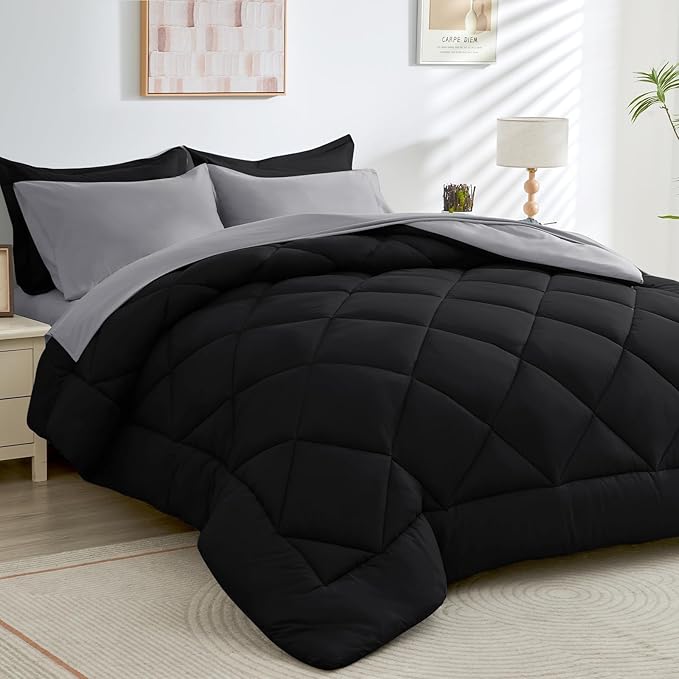 HEVUMYI Queen Comforter Set by HEVUMYI