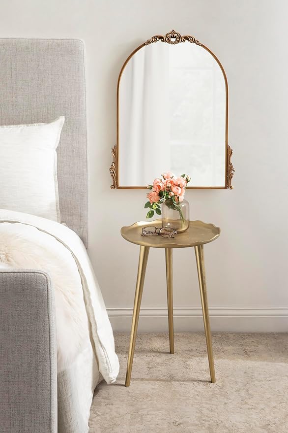 Kate and Laurel Myrcelle Traditional Arched Mirror; 21 x 26; Gold; Decorative - Image 4