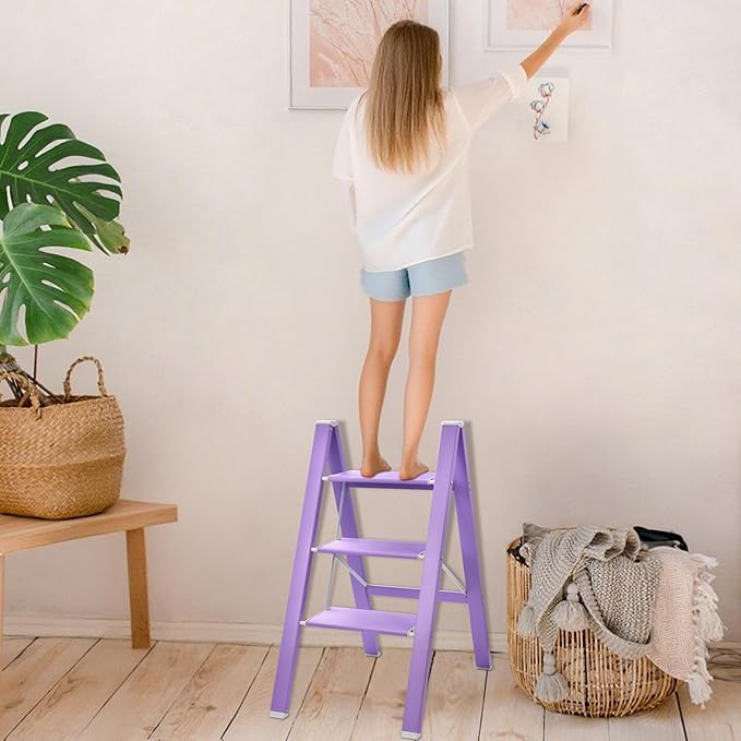 3 Step Lightweight Folding Ladder - Image 7