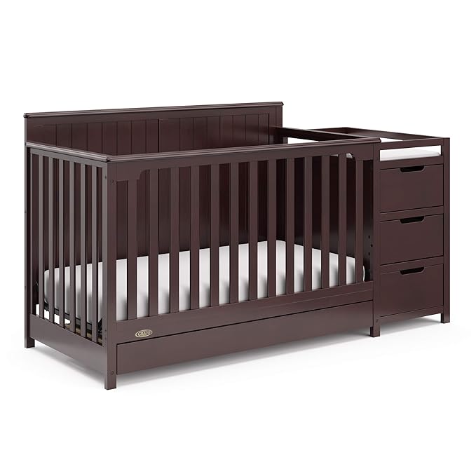 Graco Hadley All-in-One Convertible Crib & Changer – GREENGUARD Gold Certified - Image 10