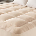Ultra Soft Full Size Mattress Topper by NiagaraSleepSolution