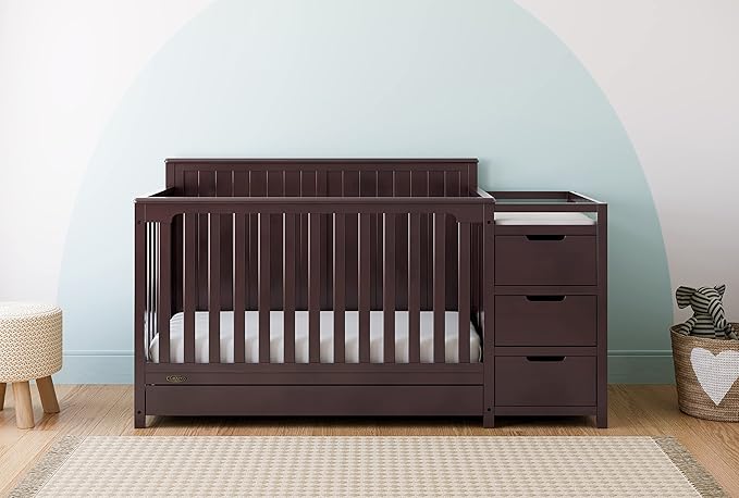 Graco Hadley All-in-One Convertible Crib & Changer – GREENGUARD Gold Certified - Image 2