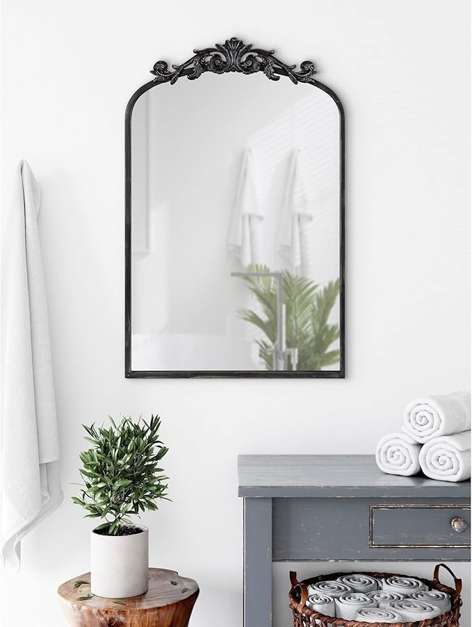 Kate and Laurel Arendahl Ornate Traditional Arch Mirror; 36 x 29; Gold; - Image 5