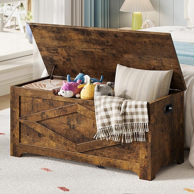 GarveeHome 39.4" Storage Chest, Wooden Storage Bench - Image 2