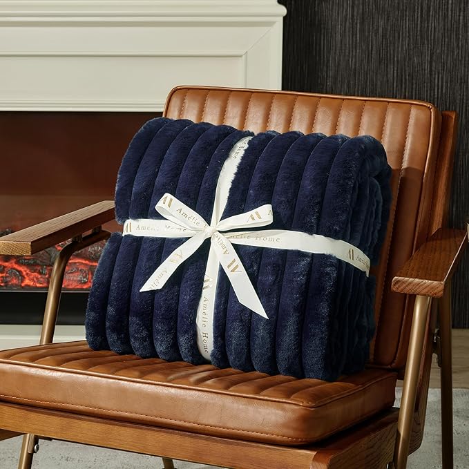 Amélie Home Faux Fur Throw Blanket - Image 6