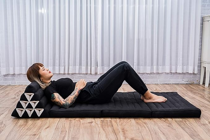 Leewadee 3-Fold Mat XXL with Triangle Cushion – Firm TV Pillow, Foldable - Image 5