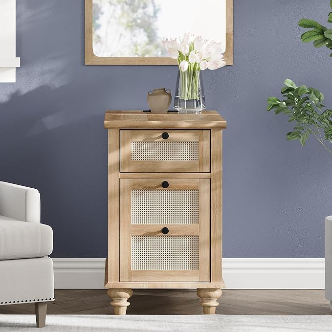 WAMPAT Farmhouse End Table - Image 3