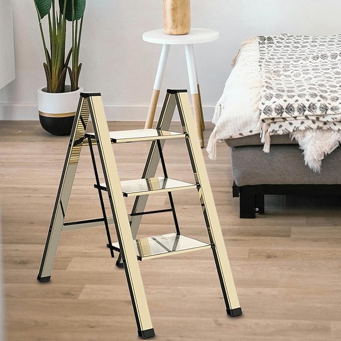 3 Step Lightweight Folding Ladder - Image 5