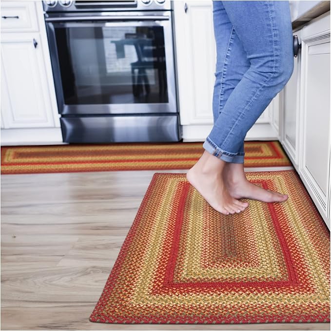 Cider Barn Cranberry Red Jute Braided Rug, 2x6' Rectangle by Homespice