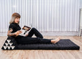 Leewadee 3-Fold Mat XXL with Triangle Cushion – Firm TV Pillow, Foldable by Leewadee