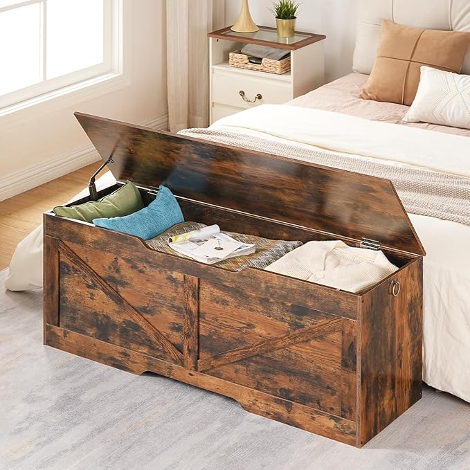 HOOBRO 47.2” Storage Chest, Retro Wooden Storage Bench - Image 2