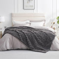Amélie Home Faux Fur Throw Blanket by Am%C3%A9lieHome