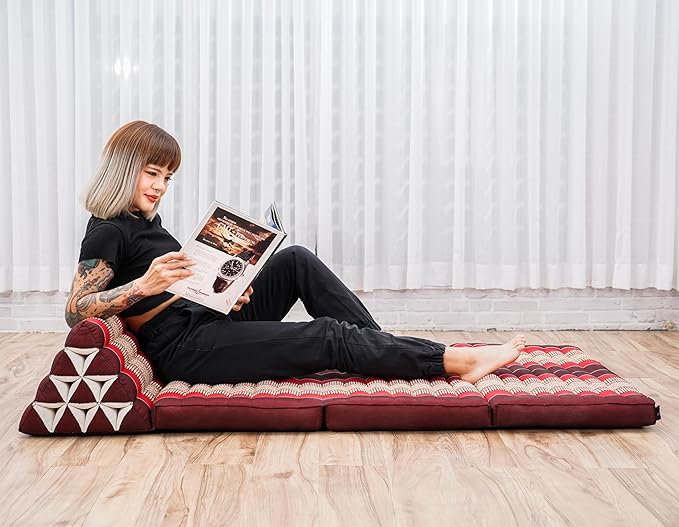 Leewadee 3-Fold Mat XXL with Triangle Cushion – Firm TV Pillow, Foldable by Leewadee