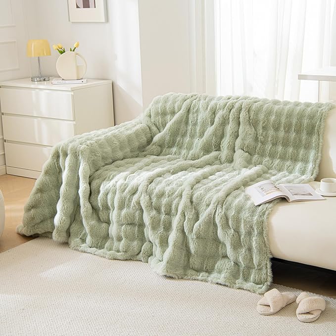 VM VOUGEMARKET Thick Faux Rabbit Fur Couch Cover 1-Piece Non-Slip Warm Soft - Image 4