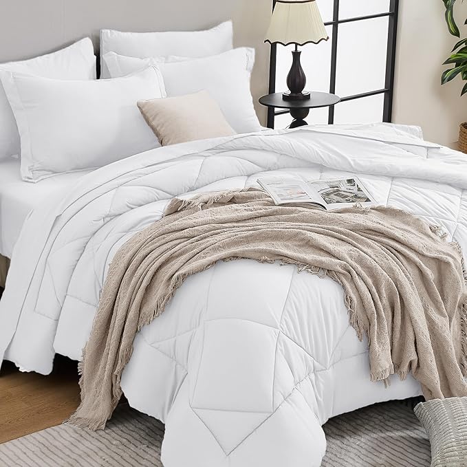 HEVUMYI King Comforter Set by HEVUMYI