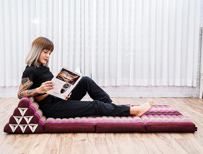 Leewadee 3-Fold Mat XXL with Triangle Cushion – Firm TV Pillow, Foldable by Leewadee