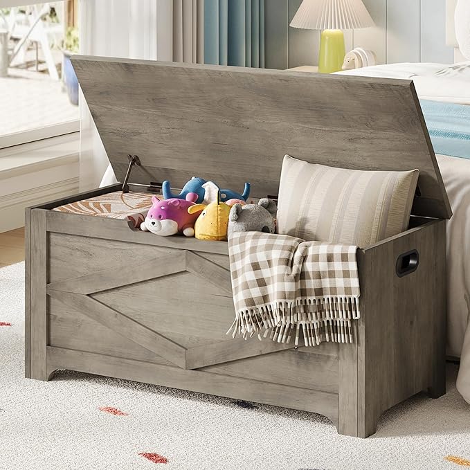 GarveeHome 39.4" Storage Chest, Wooden Storage Bench - Image 2