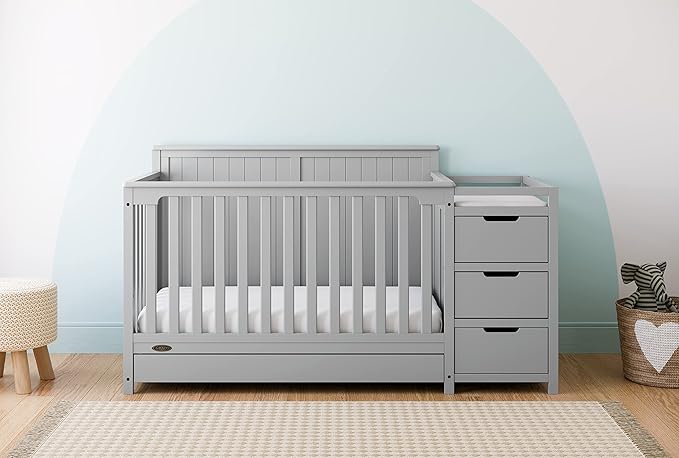 Graco Hadley All-in-One Convertible Crib & Changer – GREENGUARD Gold Certified - Image 2