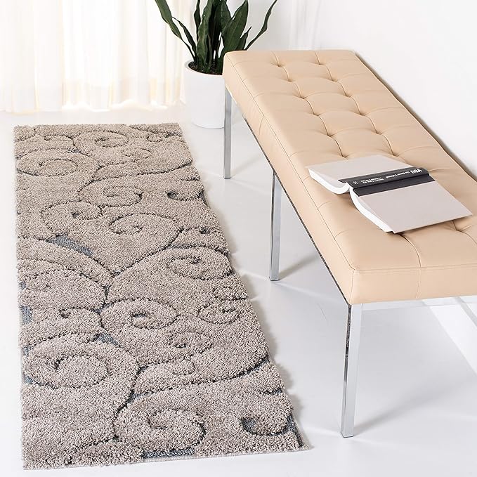 SAFAVIEH Florida Shag Collection Runner Rug by SAFAVIEH