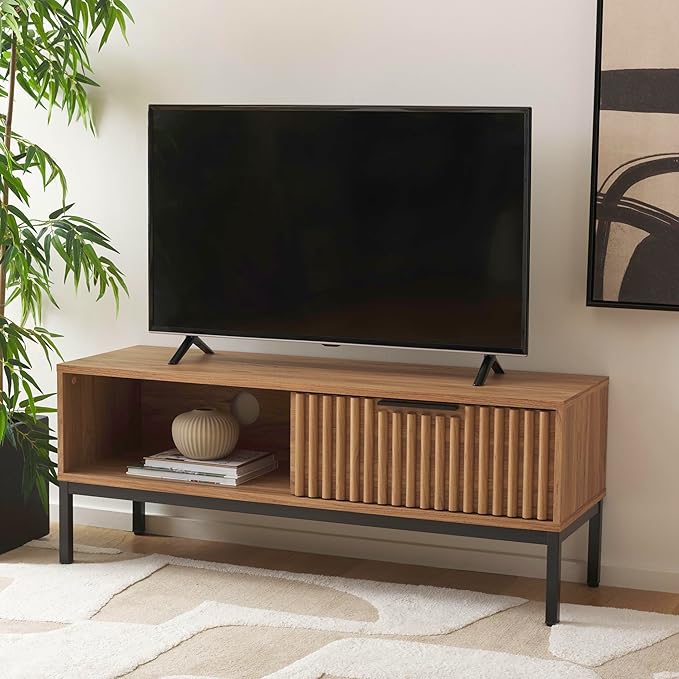 SAFAVIEH Lylia TV Stand for up to 55" Flatscreen – Oak by SAFAVIEH