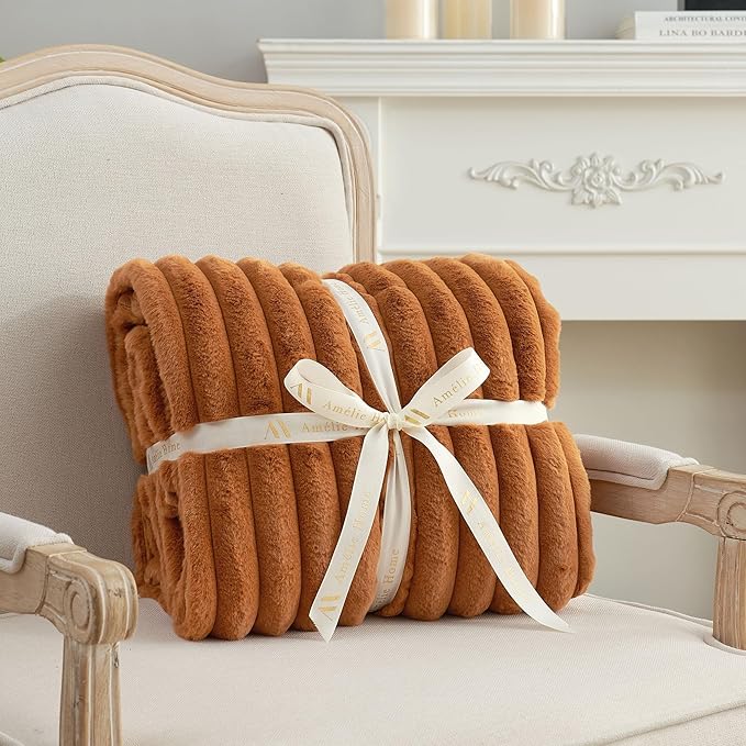 Amélie Home Faux Fur Throw Blanket - Image 6