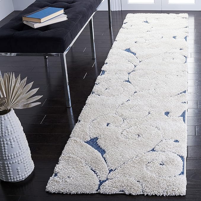 SAFAVIEH Florida Shag Collection Runner Rug by SAFAVIEH