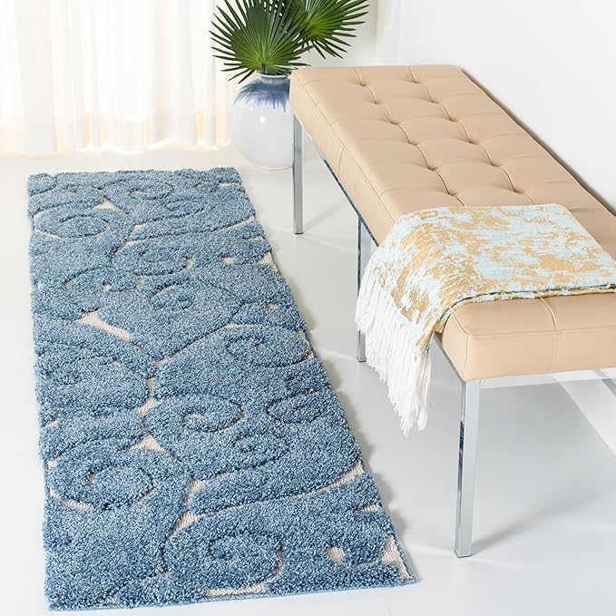 SAFAVIEH Florida Shag Collection Runner Rug by SAFAVIEH