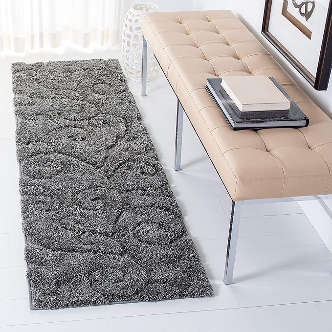 SAFAVIEH Florida Shag Collection Accent Rug by SAFAVIEH