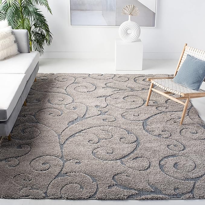 SAFAVIEH Area Rug 8x10 by SAFAVIEH